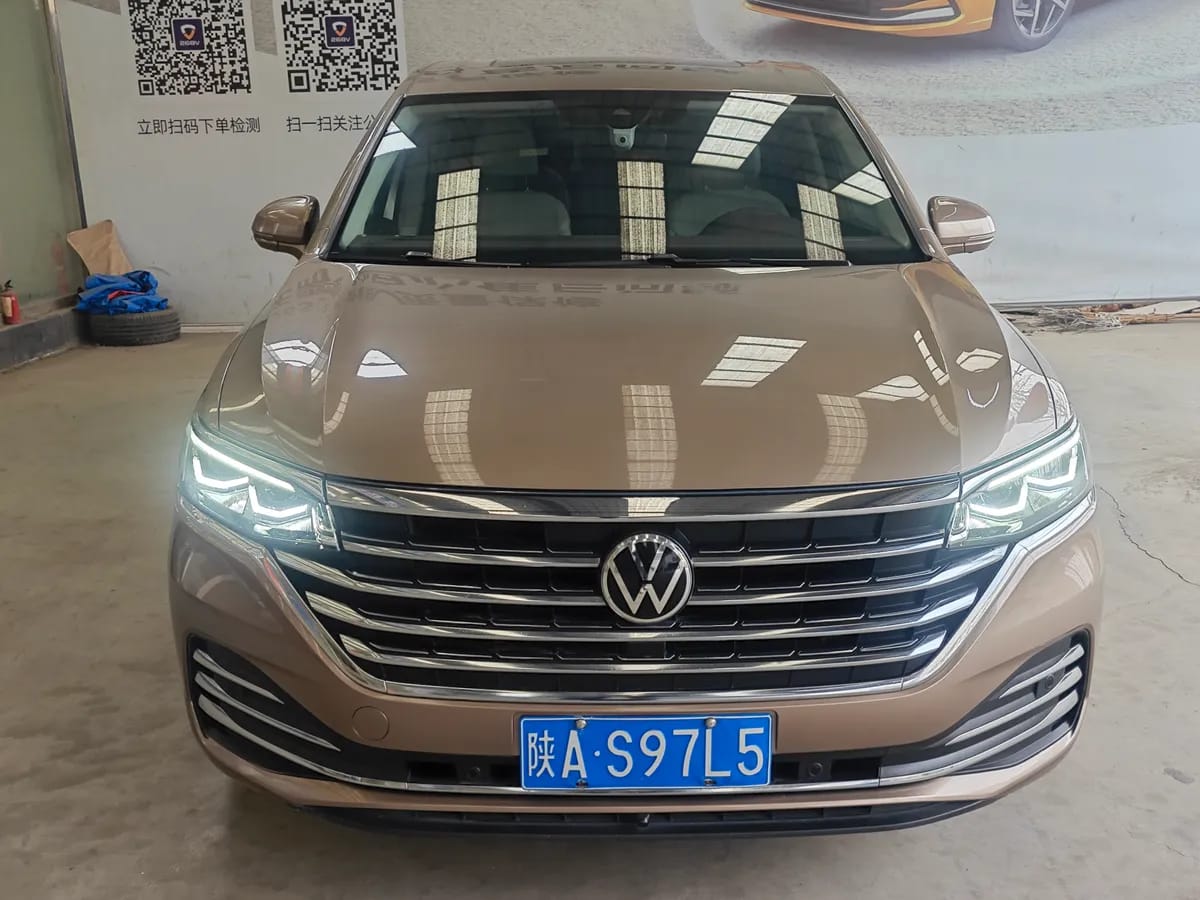 Volkswagen 2020 380TSI 2