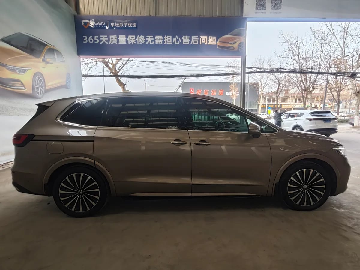 Volkswagen 2020 380TSI 4