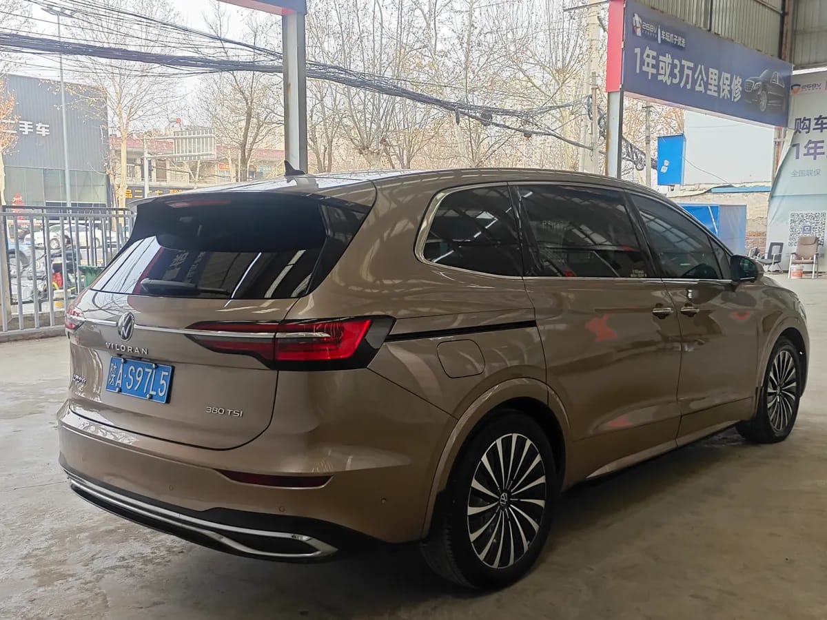 Volkswagen 2020 380TSI 5