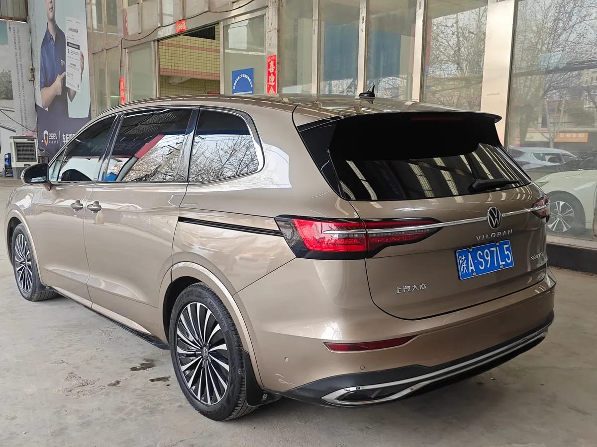 Volkswagen 2020 380TSI 7