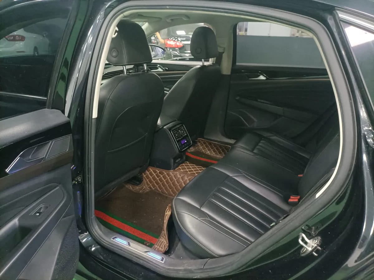 Volkswagen 2020 430PHEV V 5