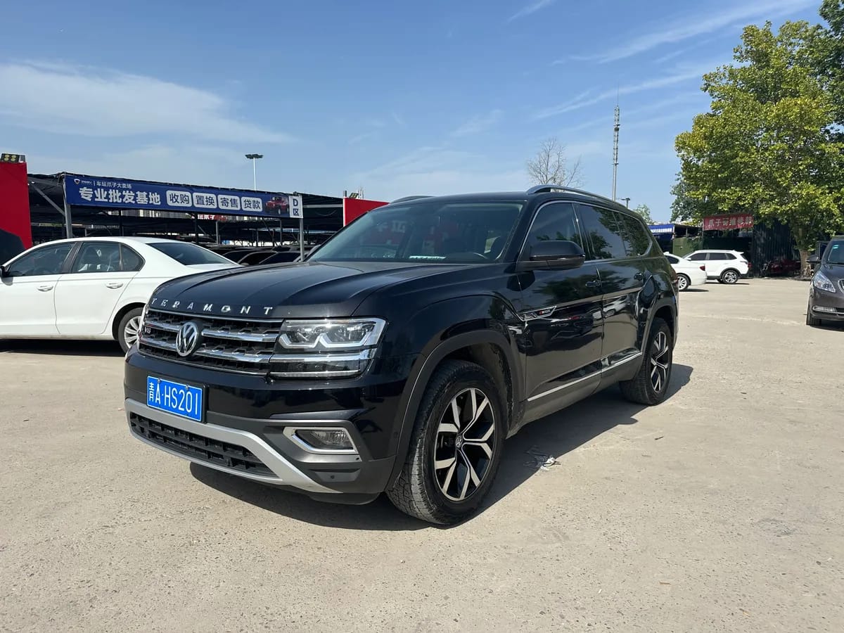 Volkswagen 2020 530 V6 VI 3