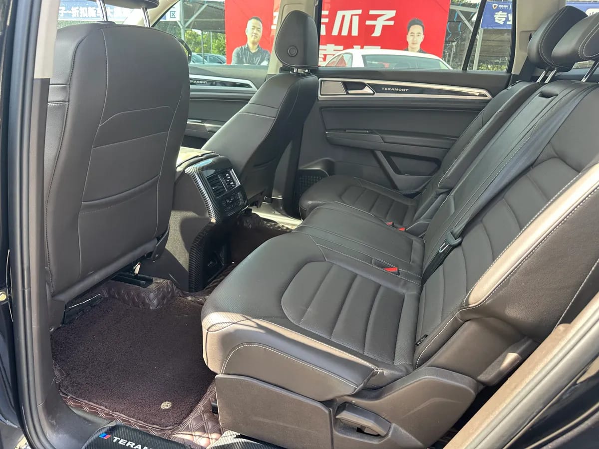 Volkswagen 2020 530 V6 VI 5