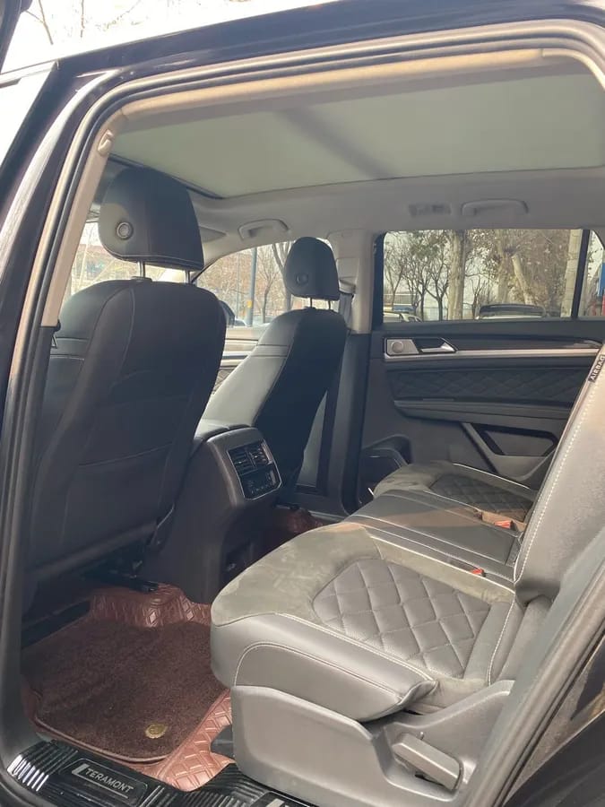 Volkswagen 2020 X 330TSI 7