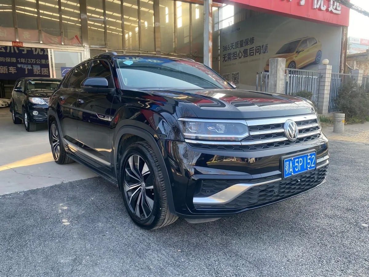Volkswagen 2020 X 380TSI 3