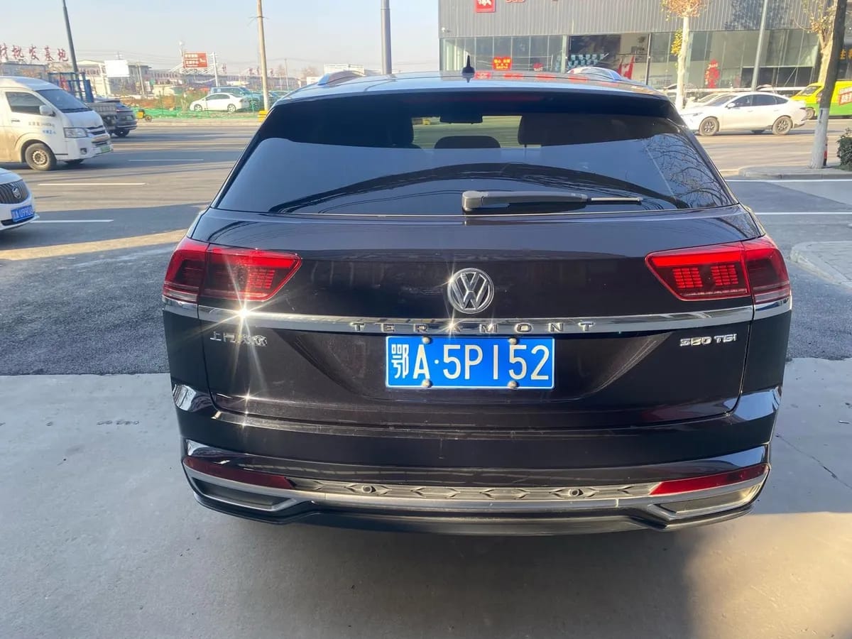 Volkswagen 2020 X 380TSI 5