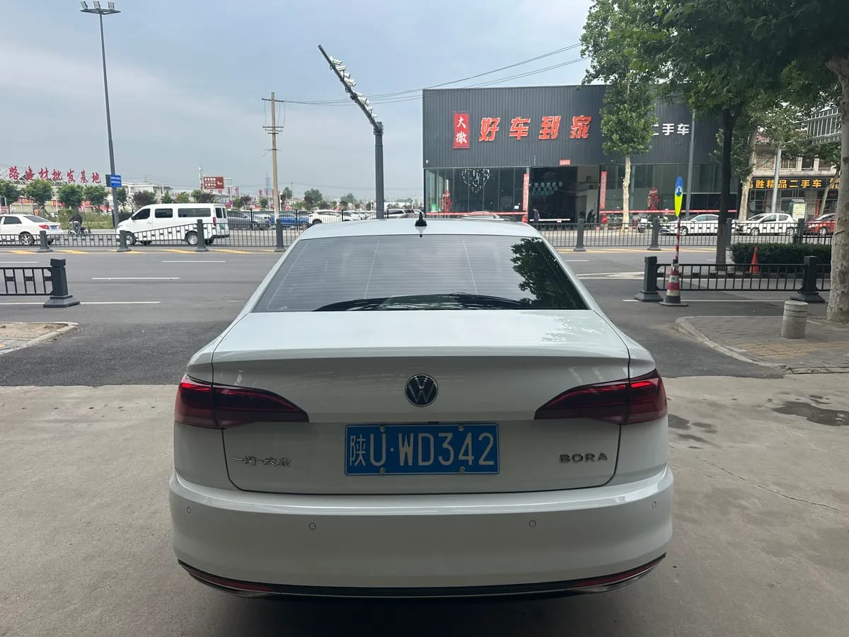 Volkswagen 2021 1.5L 5