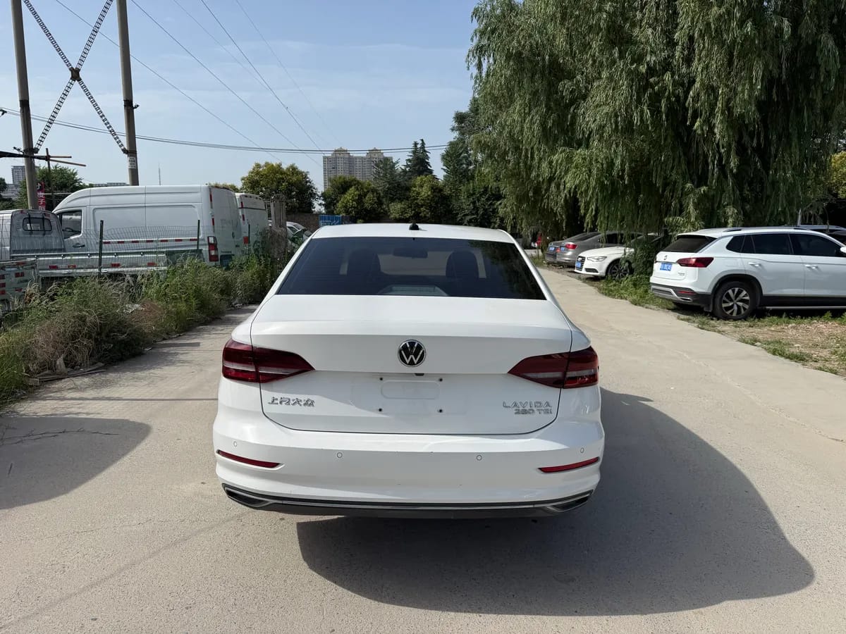 Volkswagen 2021 280TSI DSG 4