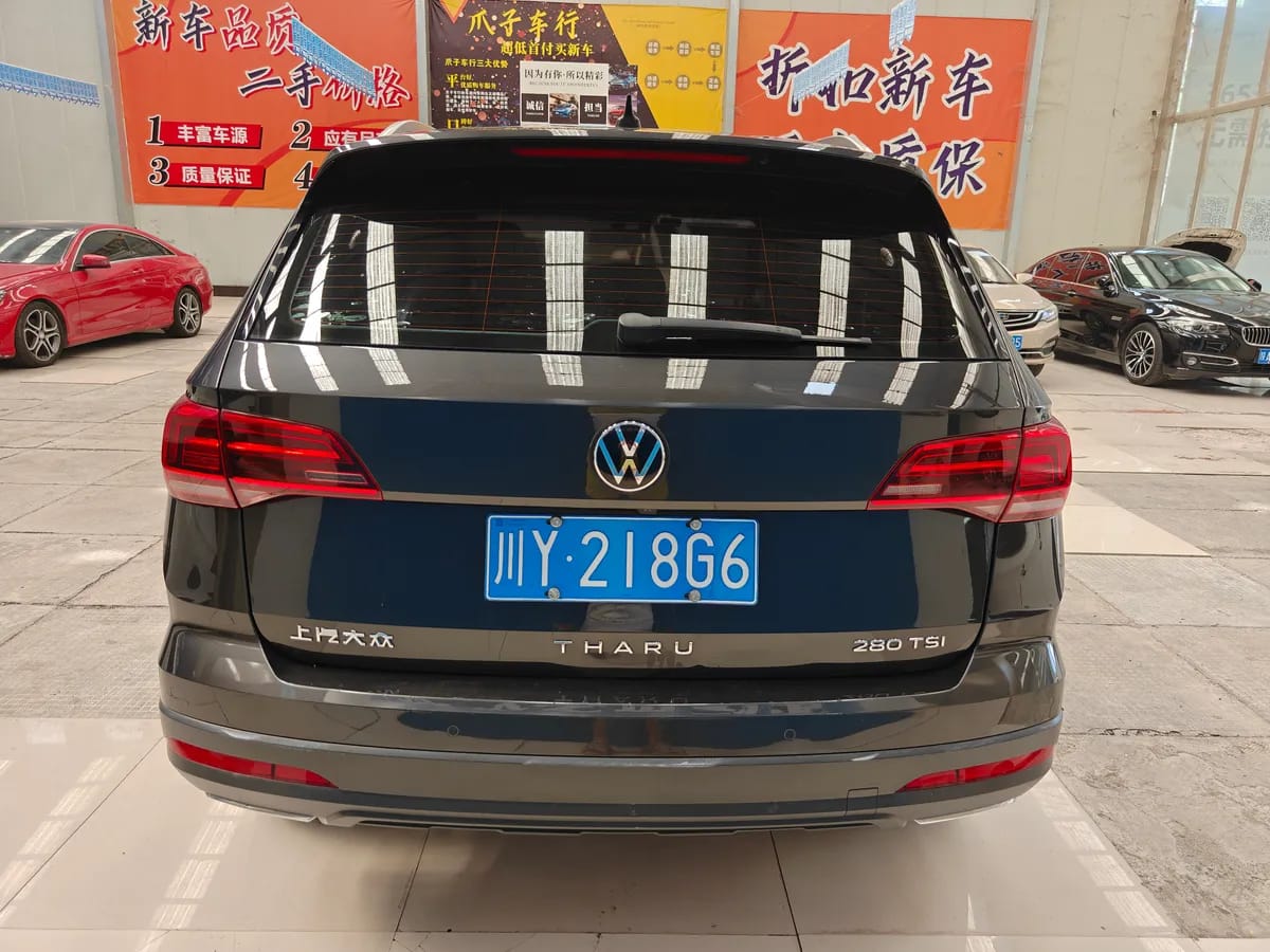 Volkswagen 2021 280TSI 8