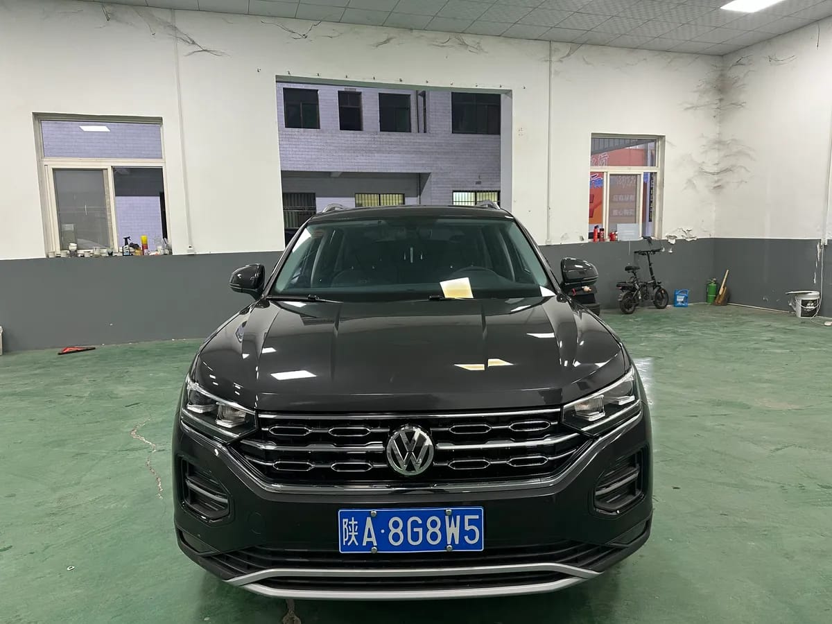 Volkswagen 2021 330TSI 30