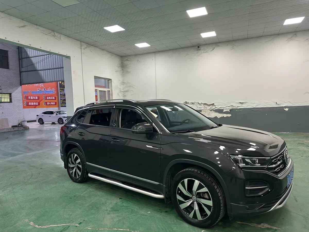 Volkswagen 2021 330TSI 30 2