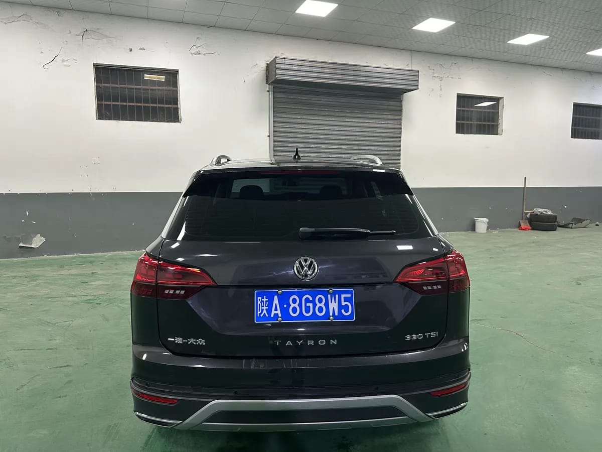 Volkswagen 2021 330TSI 30 4