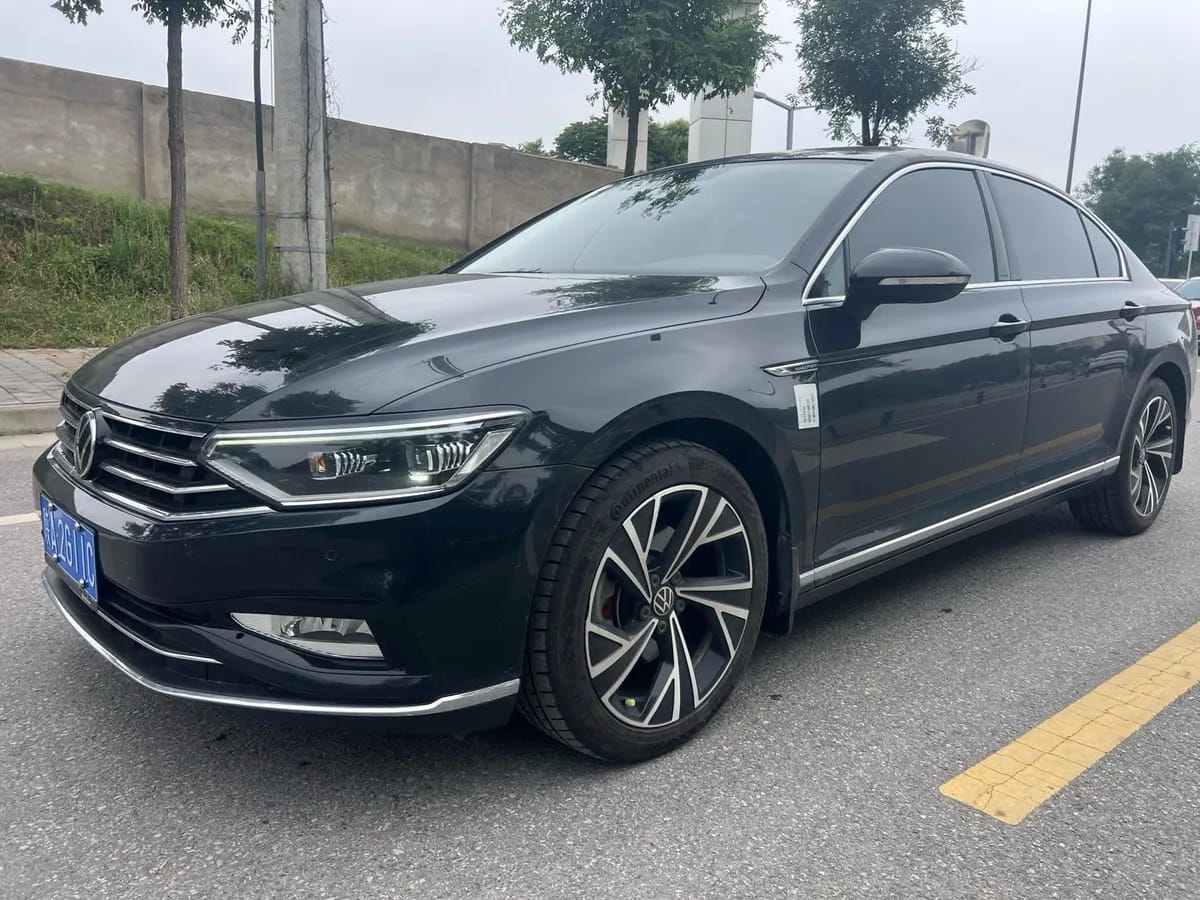 Volkswagen 2021 330TSI DSG 30