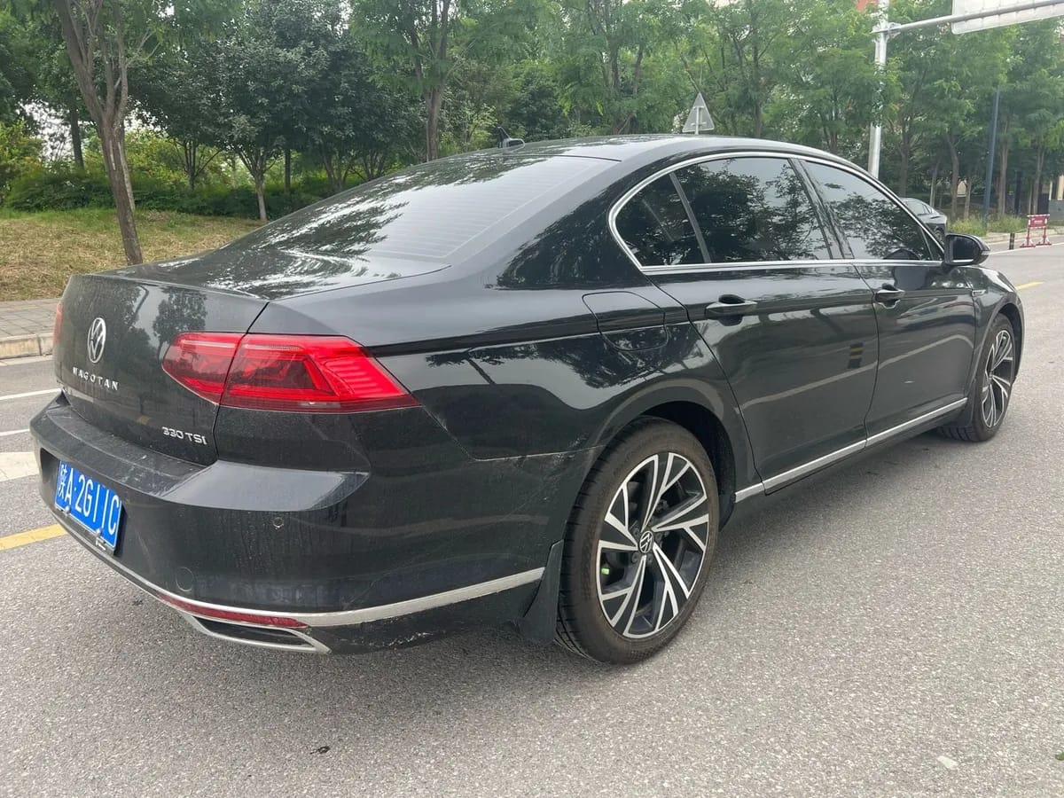 Volkswagen 2021 330TSI DSG 30 4