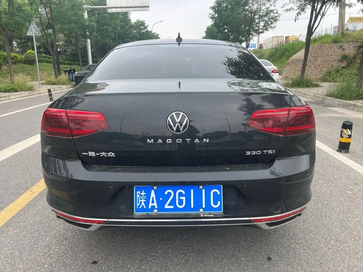 Volkswagen 2021 330TSI DSG 30 5