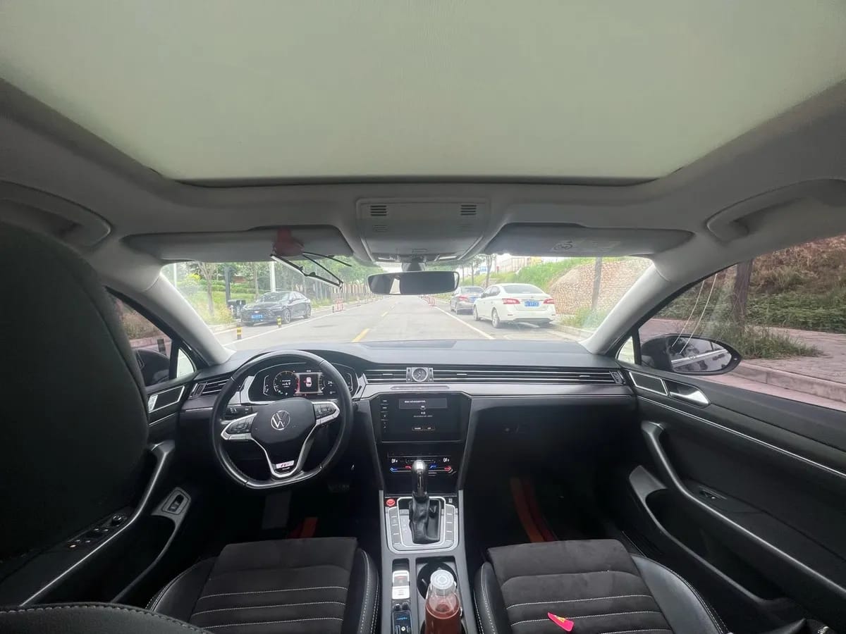 Volkswagen 2021 330TSI DSG 30 9