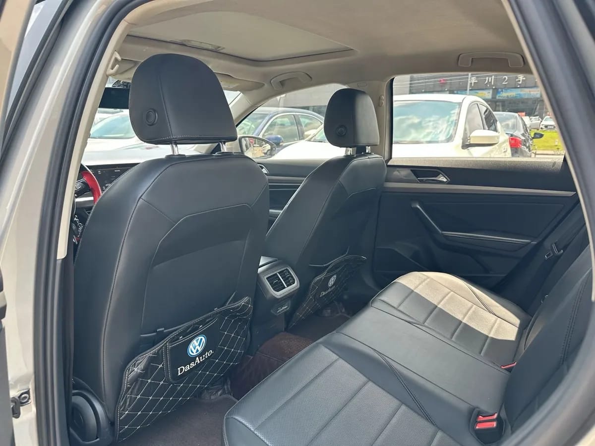 Volkswagen 2022 1.5L 6