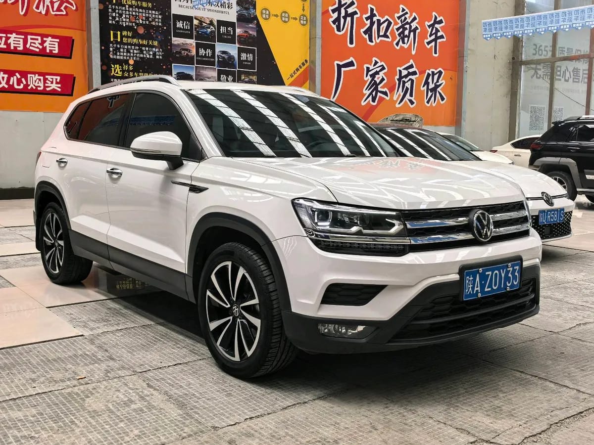 Volkswagen 2022 280TSI 3