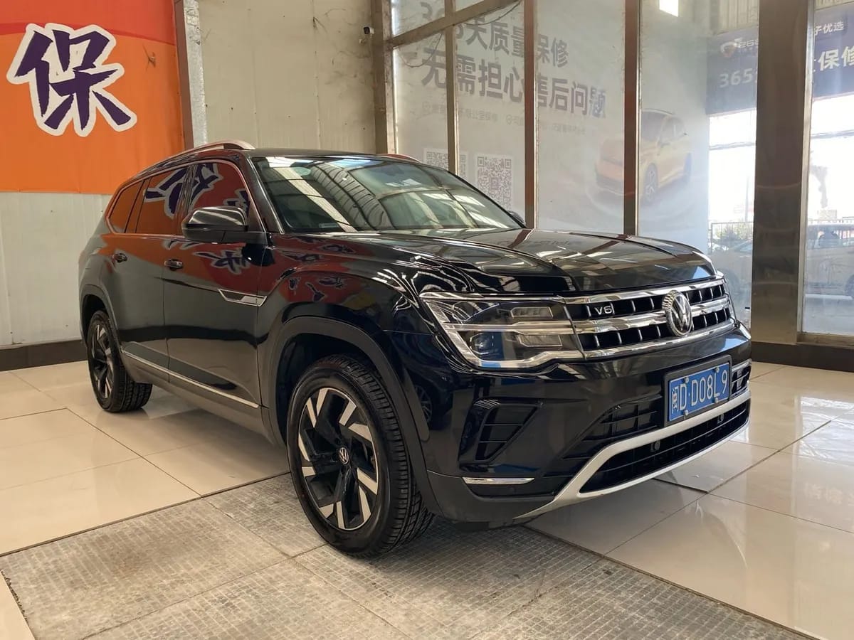 Volkswagen 2022 530 V6 3