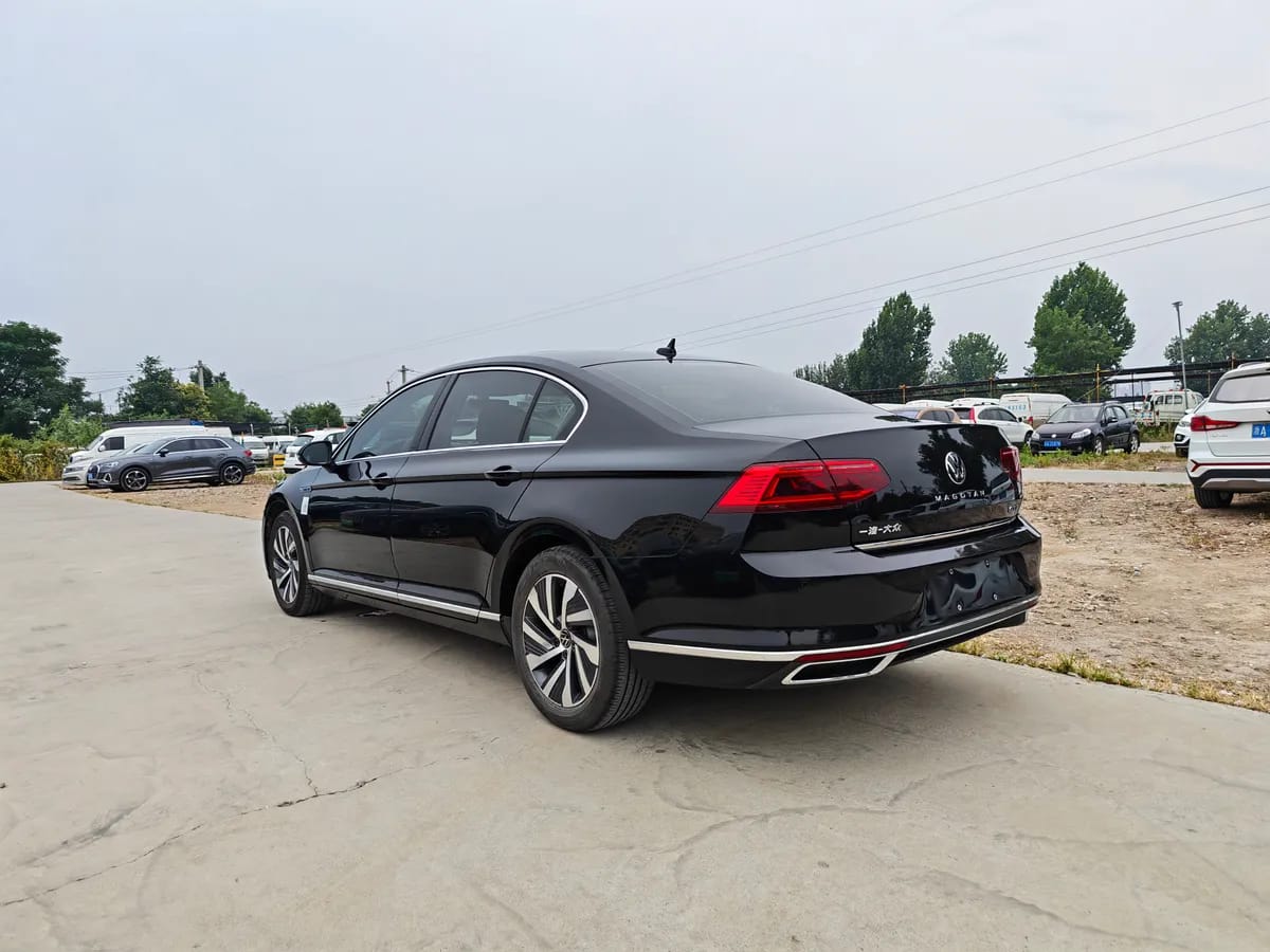 Volkswagen 2022 GTE 6