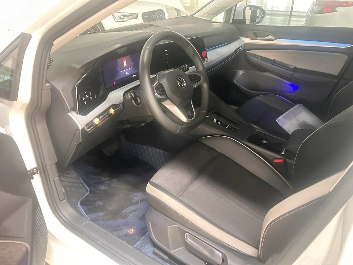 Volkswagen 2023 280TSI DSG Pro 4