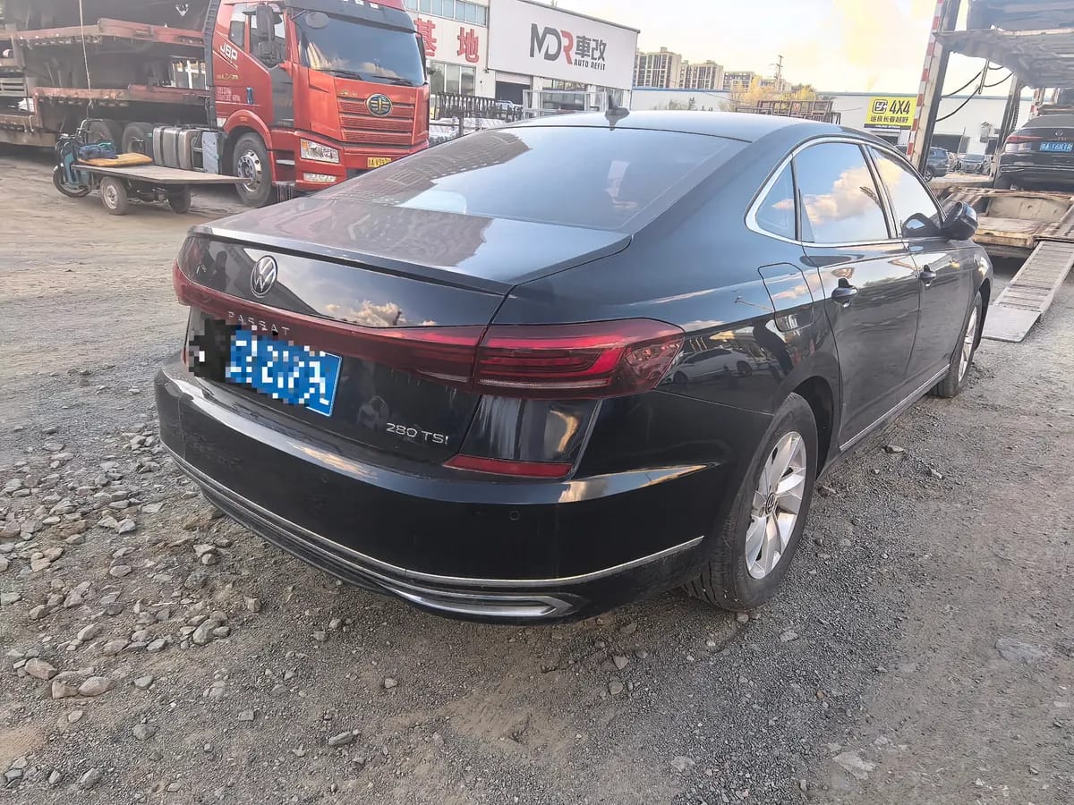 Volkswagen 2023 280TSI 4