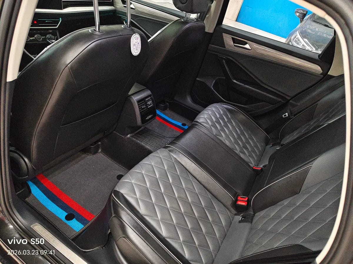 Volkswagen 2023 300TSI DSG 6