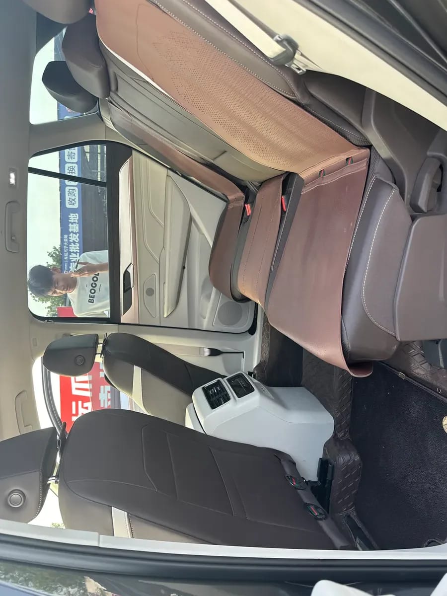 Volkswagen 2023 380TSI R-Line 5