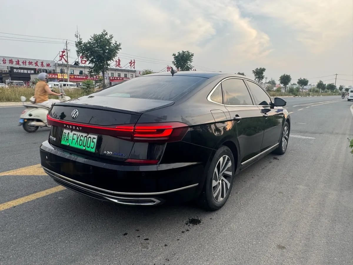 Volkswagen 2023 430PHEV 4
