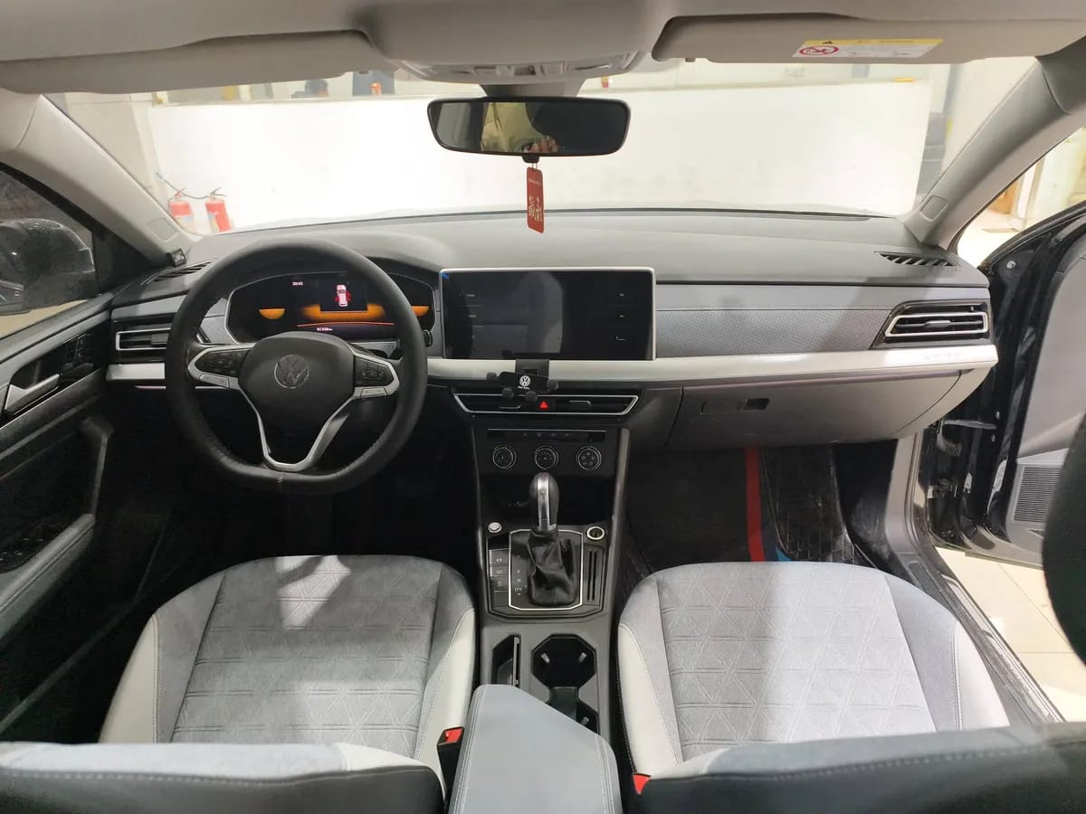Volkswagen 2024 1.5L 6