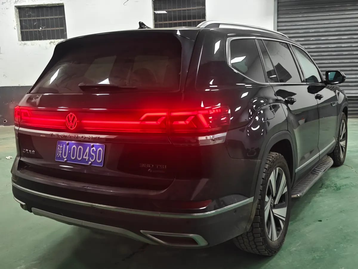 Volkswagen 2024 380TSI 6