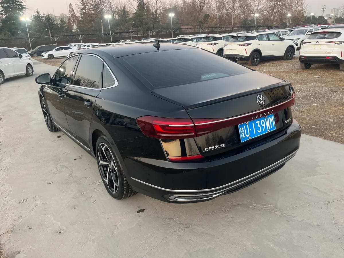 Volkswagen 2024 380TSI 6