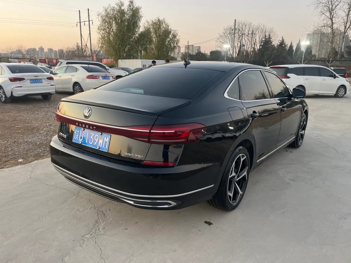 Volkswagen 2024 380TSI 7