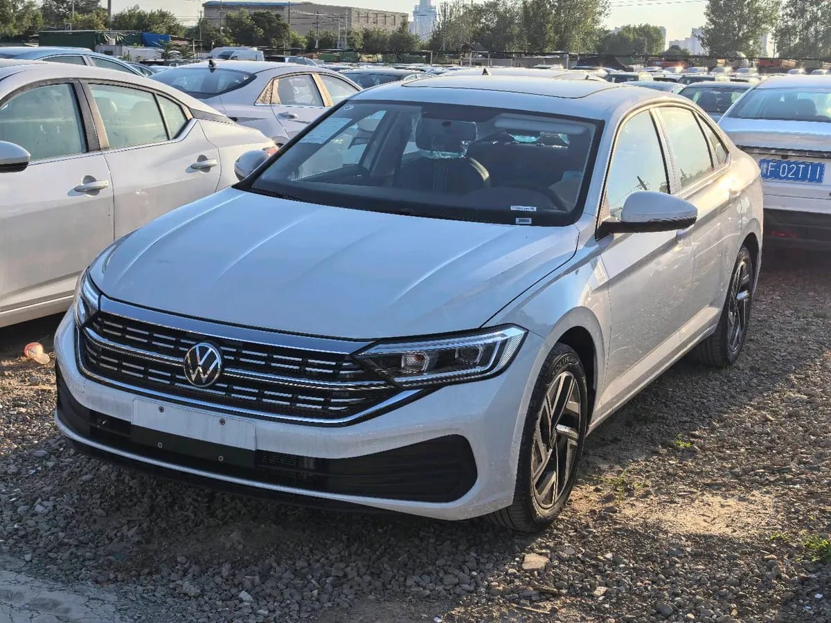 Volkswagen 2025 300TSI DSG
