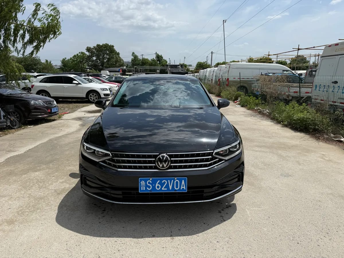 Volkswagen 2025 330TSI DSG 2