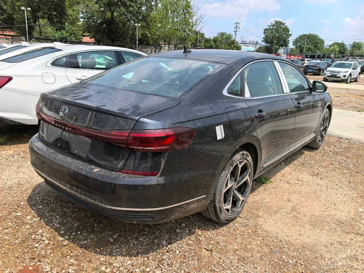 Volkswagen 2025 330TSI 2