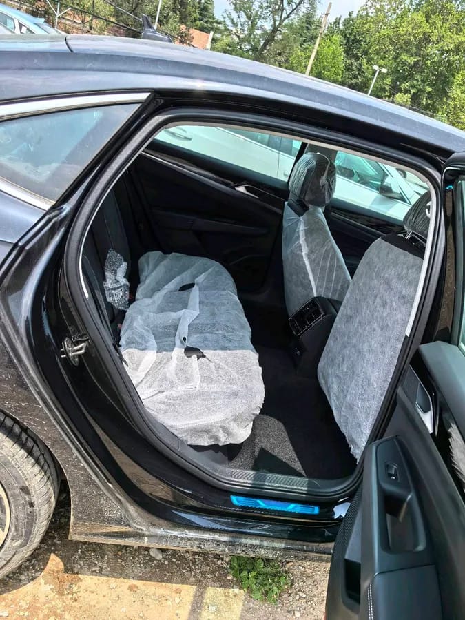 Volkswagen 2025 330TSI 4