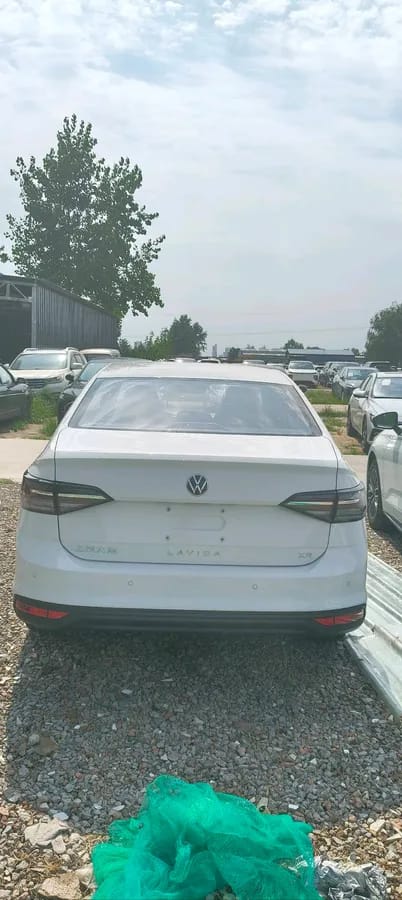 Volkswagen 2026 1.5L 5