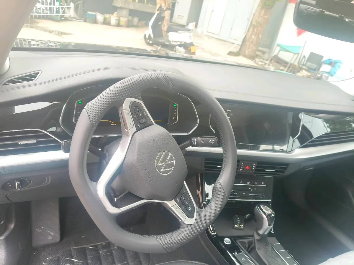 Volkswagen 2026 380TSI 3