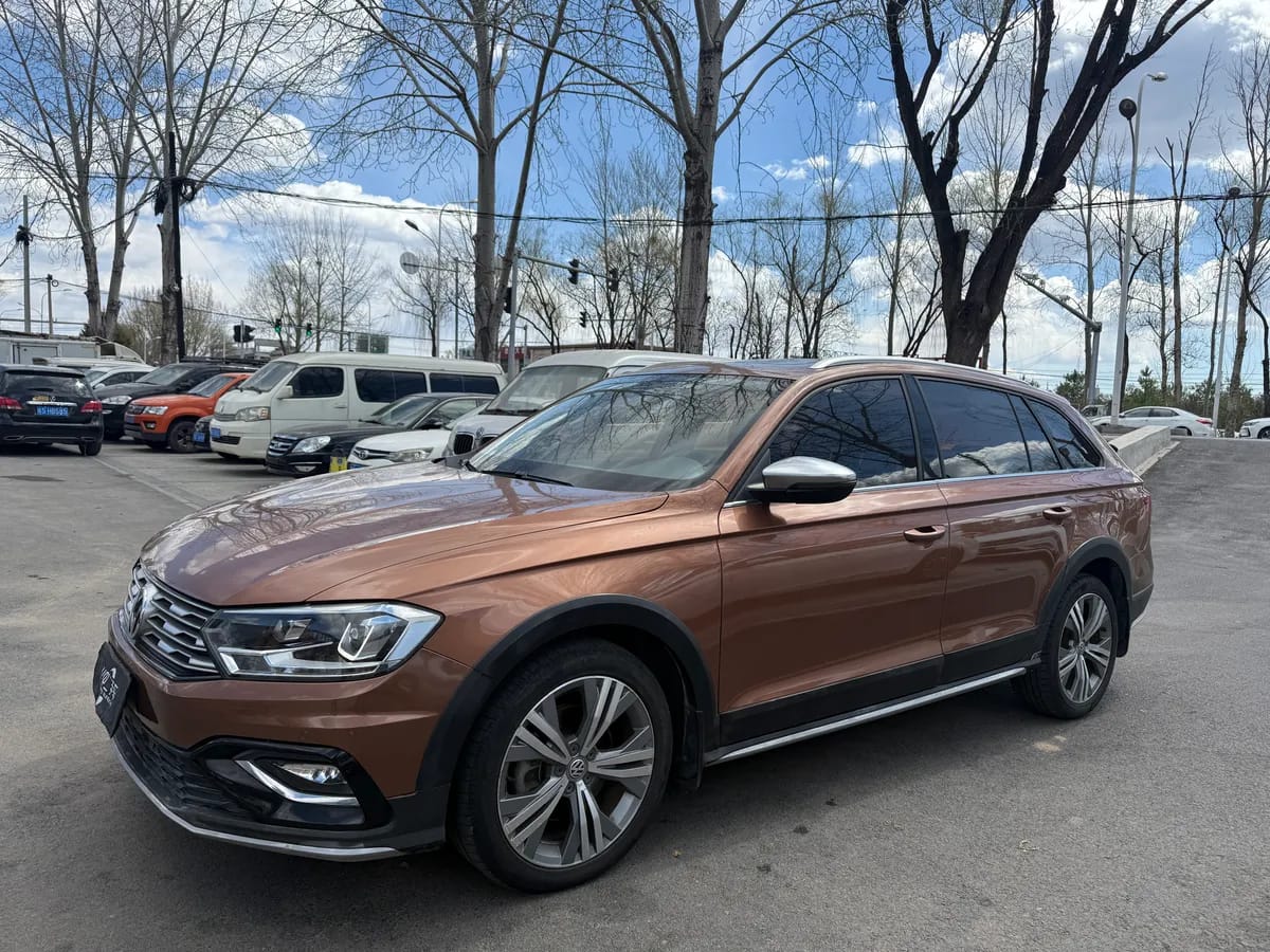 Volkswagen C-TREK 2017 230TSI DSG 6