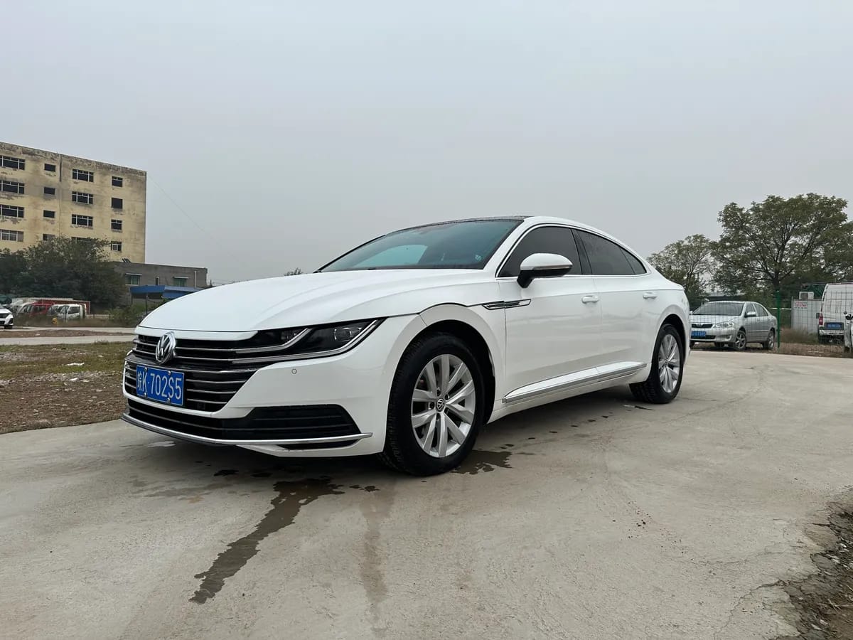 Volkswagen -CC 2019 330TSI VI