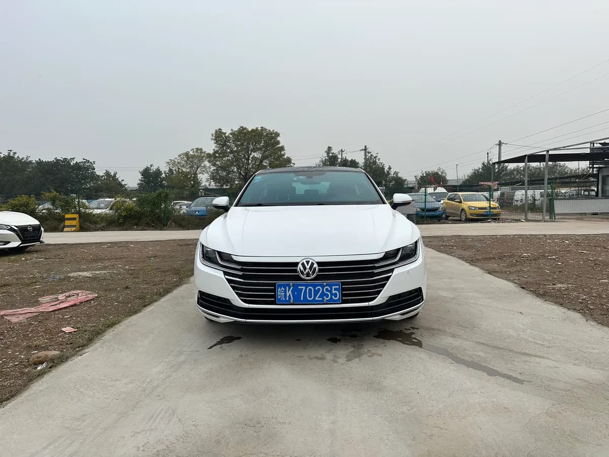 Volkswagen -CC 2019 330TSI VI 6