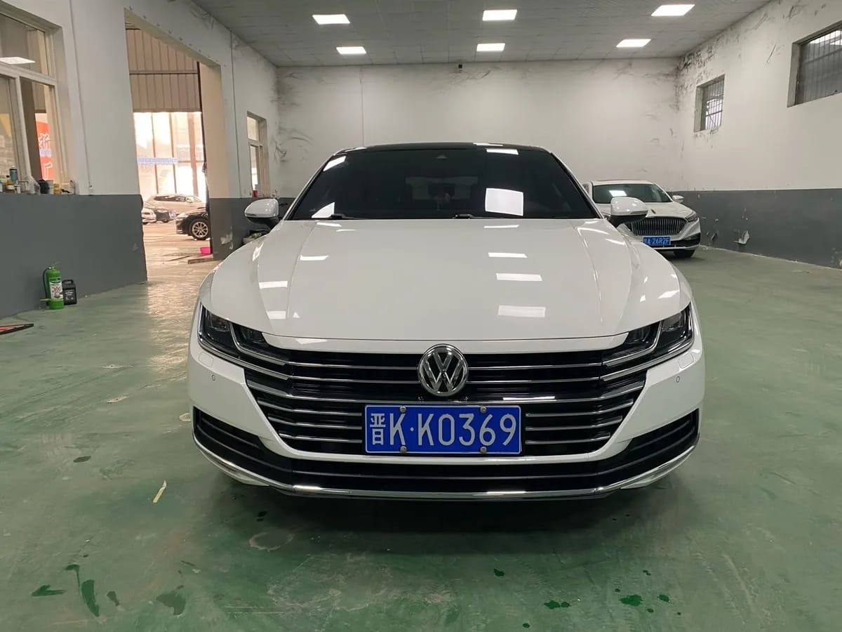 Volkswagen -CC 2020 330TSI VI 2