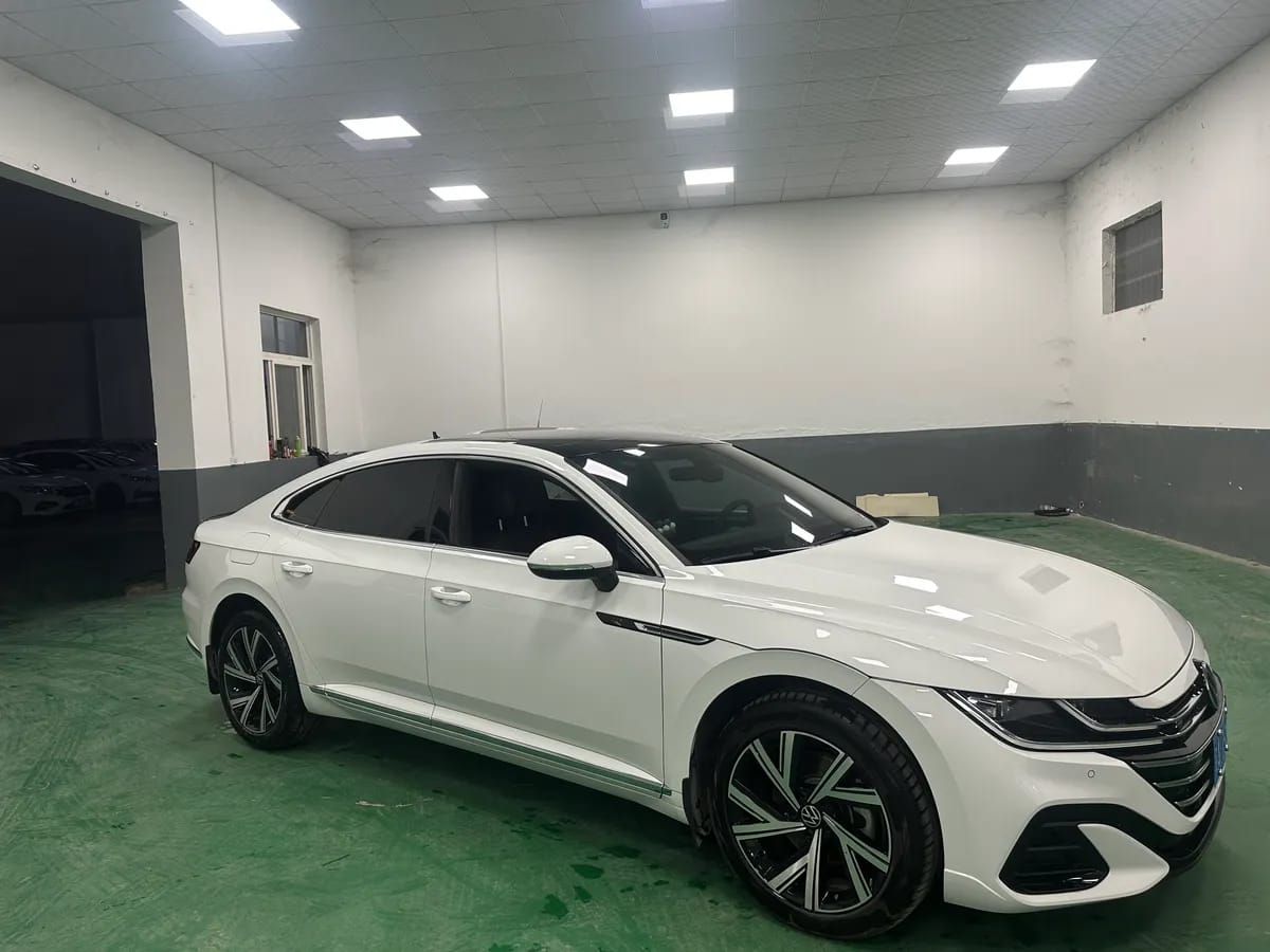 Volkswagen CC 2023 330TSI 3