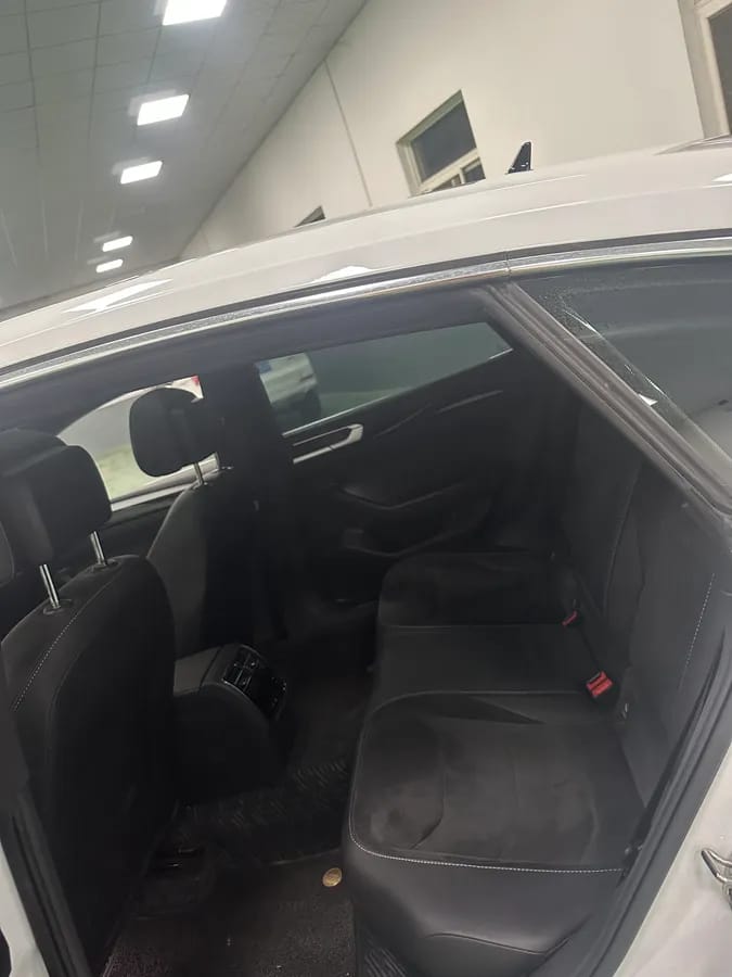 Volkswagen CC 2023 330TSI 8