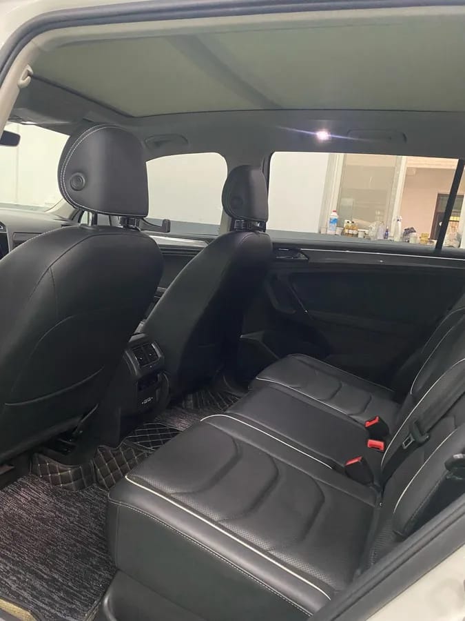 Volkswagen L 2021 330TSI R-Line 9