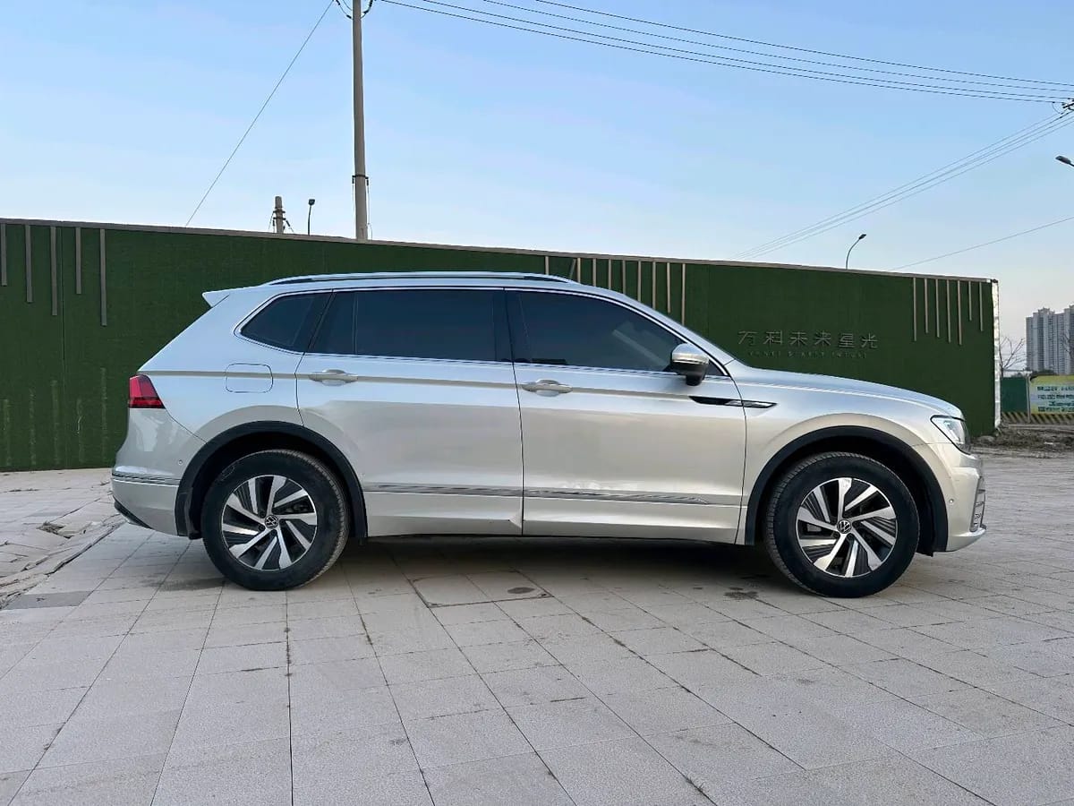 Volkswagen L 2021 430PHEV 6