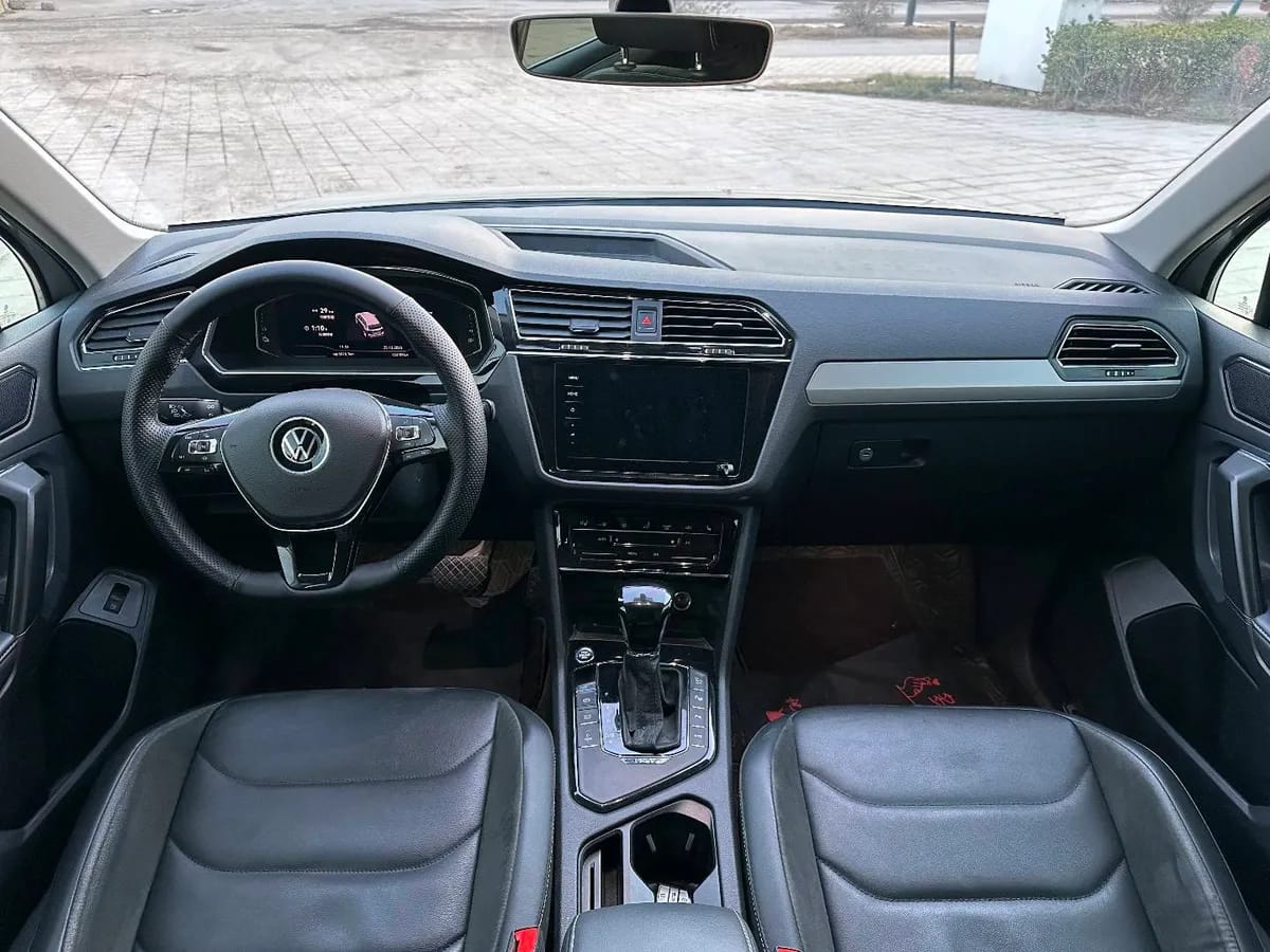 Volkswagen L 2021 430PHEV 10