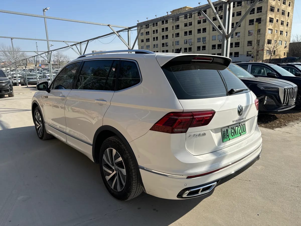 Volkswagen L 2023 430PHEV 7