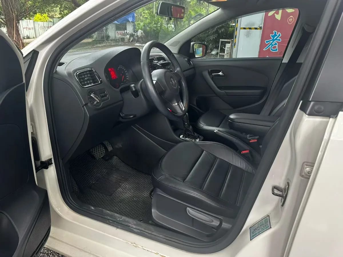 Volkswagen Polo 2013 1.6L 4